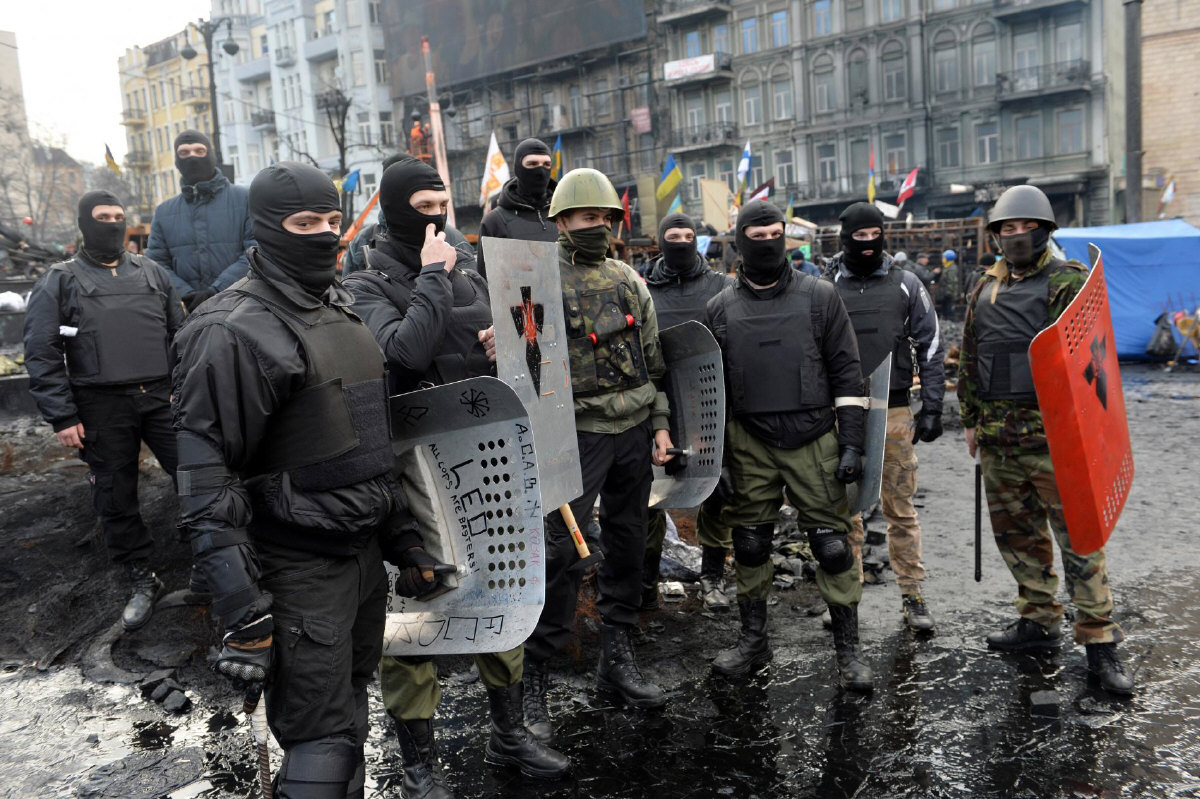 Правые. Правый сектор Украина 2014. Майдан 2014 правый сектор. Правый сектор на Майдане. Майдан на Украине в 2014 правый сектор.