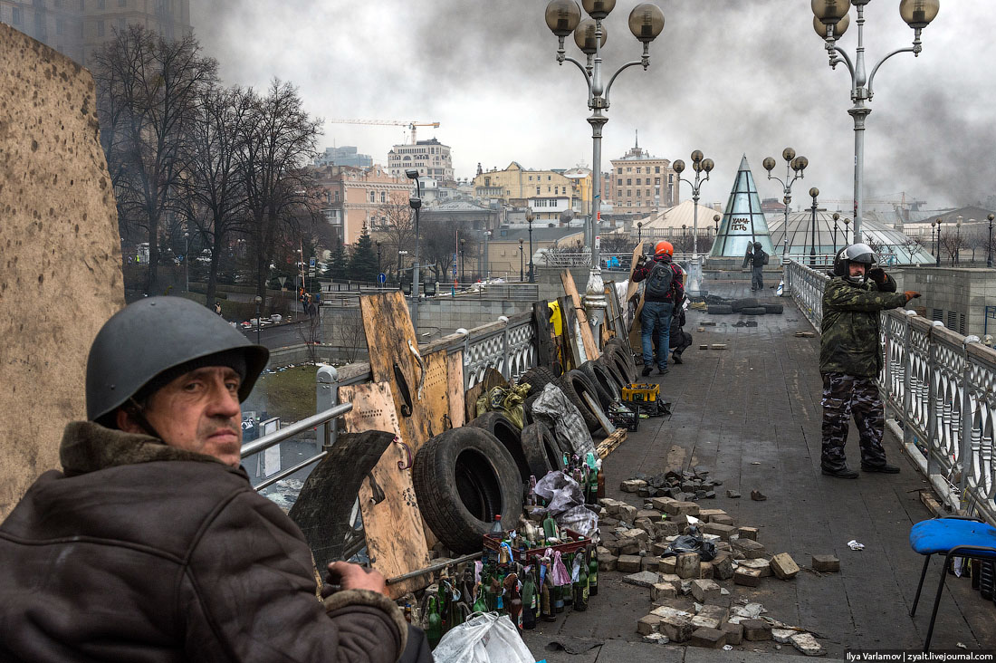 Время в киеве сейчас. Киев после войны 2014.